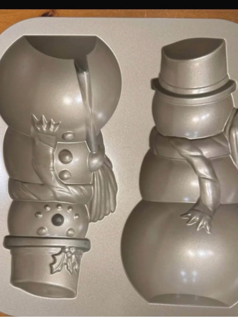 Nordic Ware Silver Snowman Holiday Cake Pan